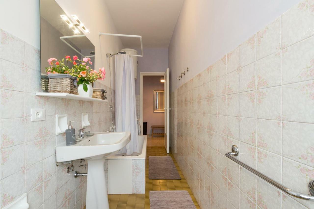 Bilocale Centro Biella Apartment Exterior photo